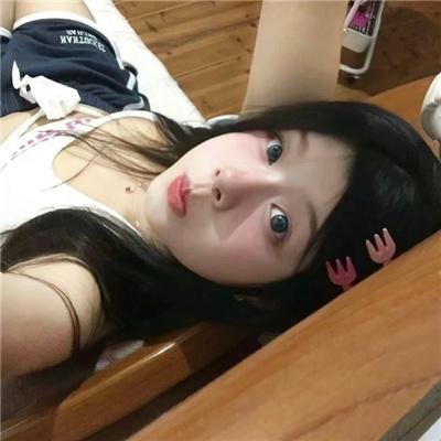误入魔爪 海报